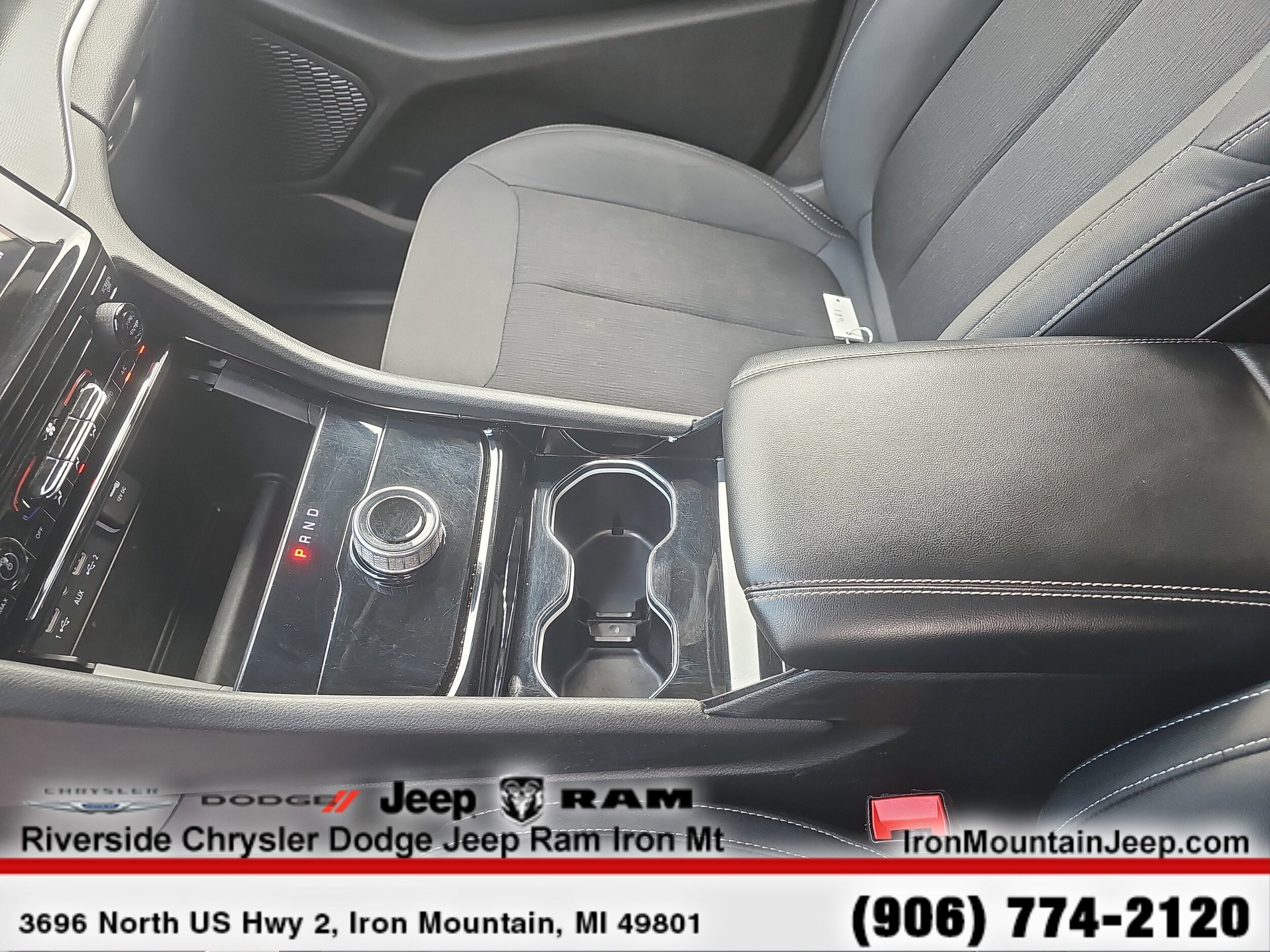 2023 Jeep Grand Cherokee L Laredo - Photo 21