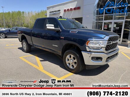 2022 Ram 2500 Big Horn Truck Crew Cab