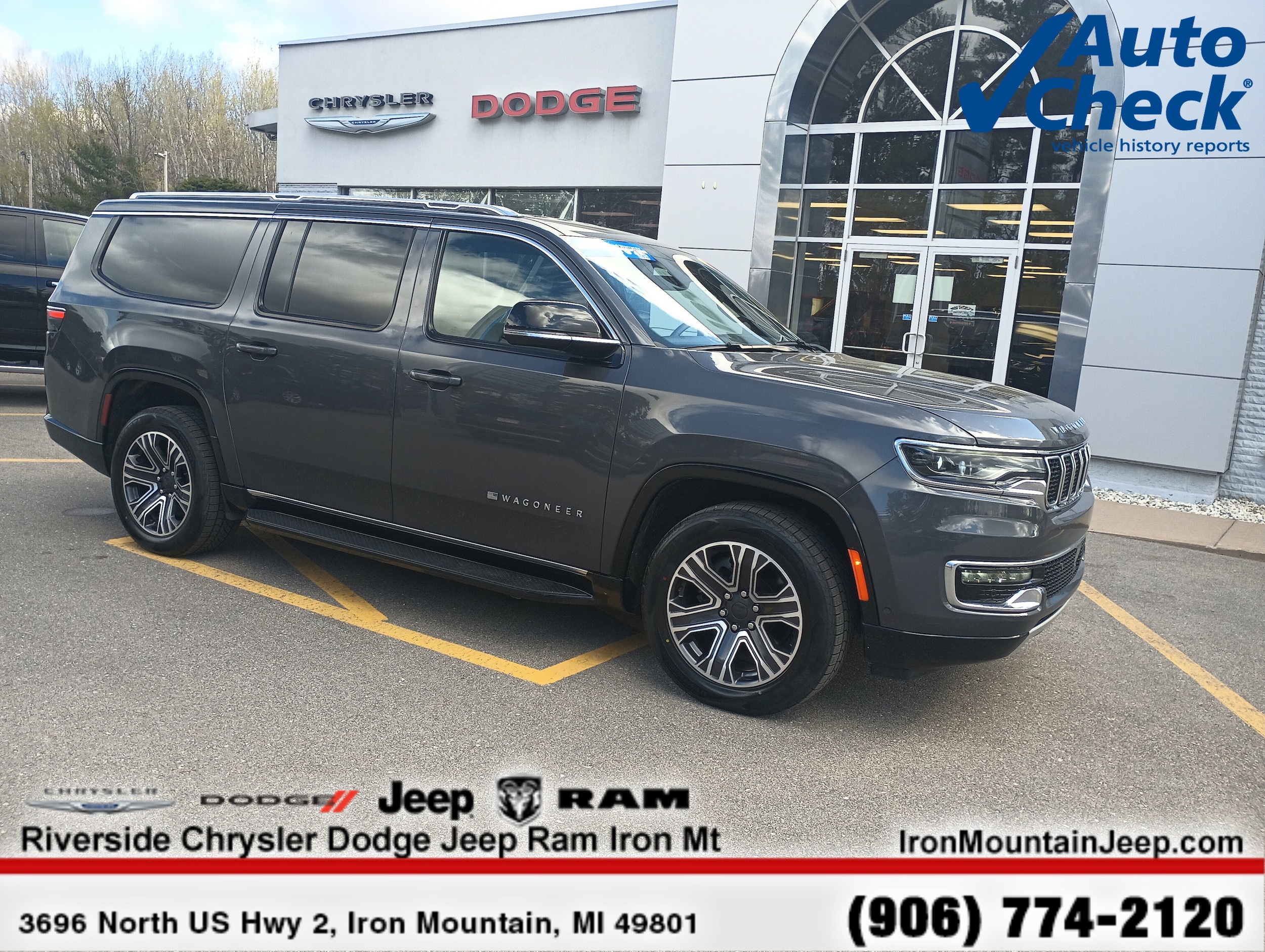 2024 Jeep Wagoneer L Series II 4WD's photo