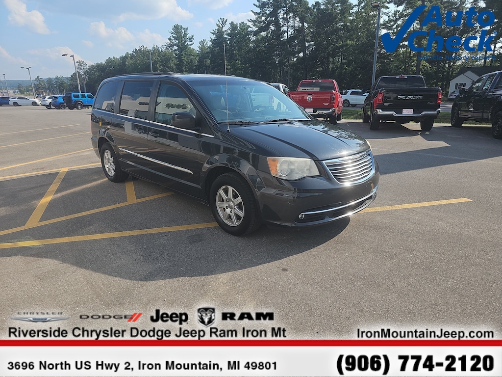 Used 2012 Chrysler Town & Country Touring-L Van LWB Passenger Van