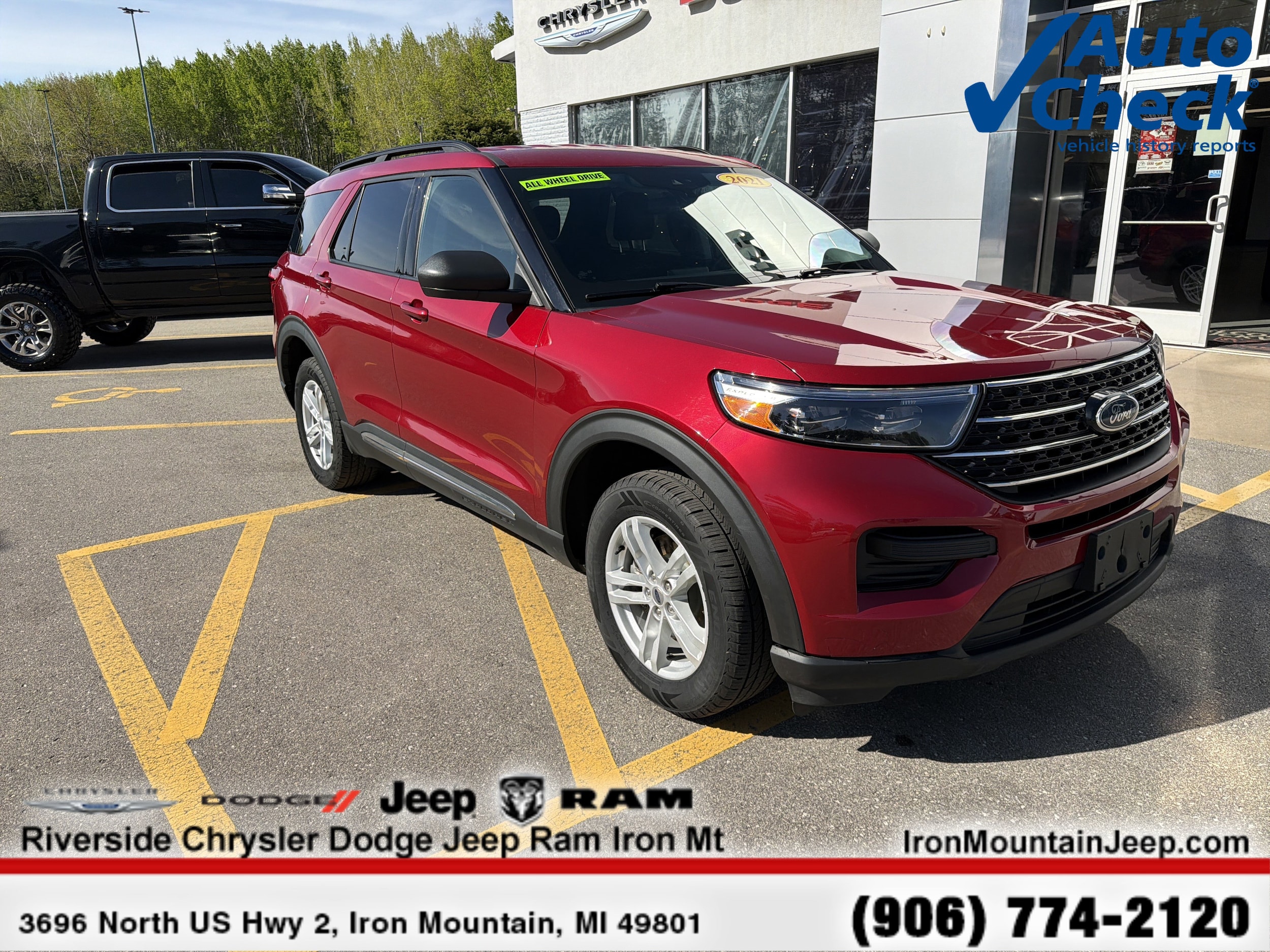 2021 Ford Explorer XLT 4WD's photo