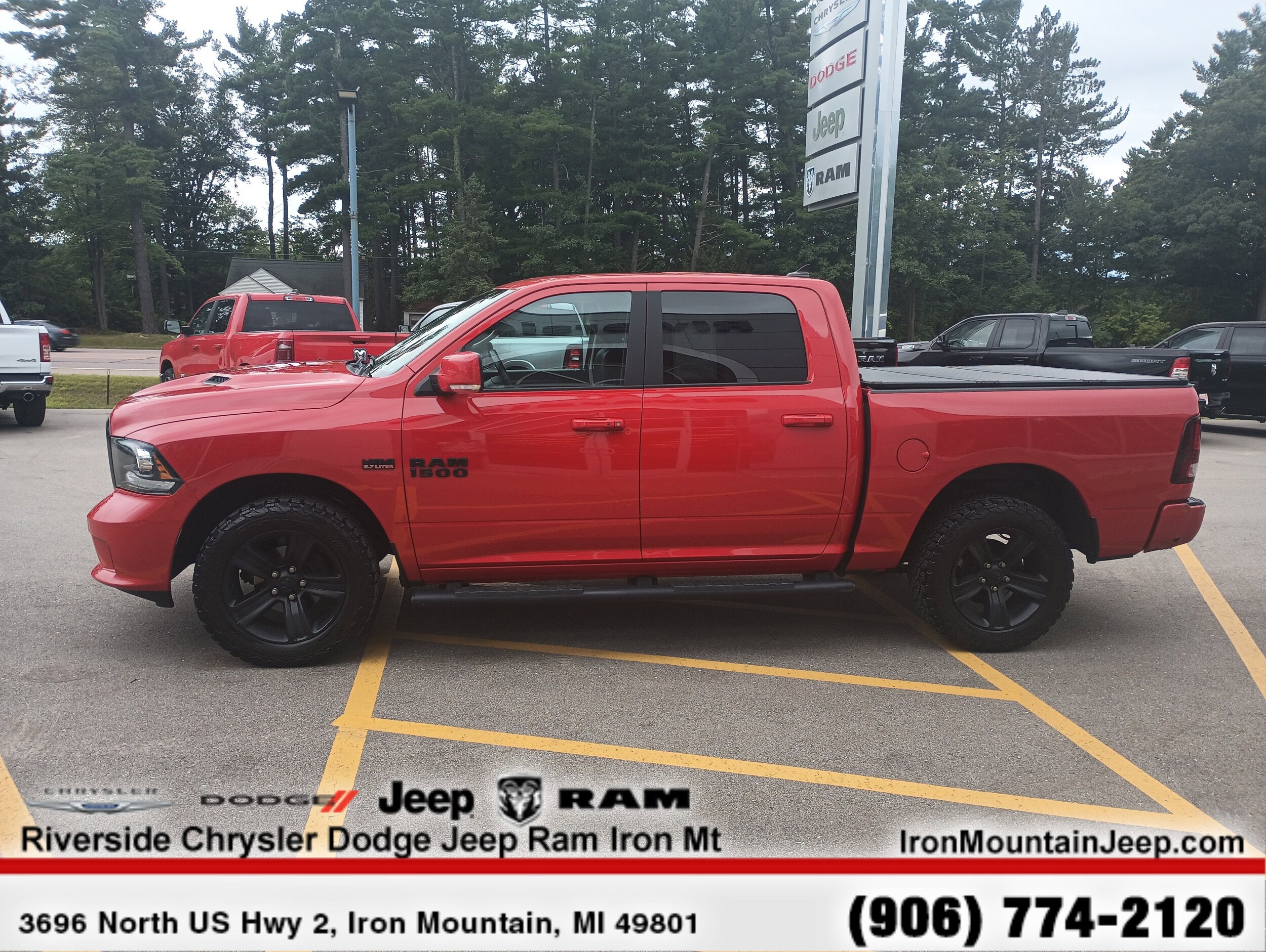 2017 Ram 1500 Sport photo 4