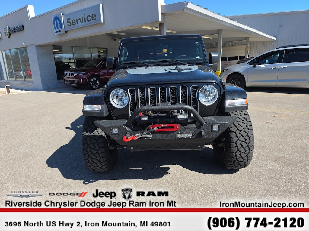 Certified 2023 Jeep Gladiator Overland Truck Crew Cab