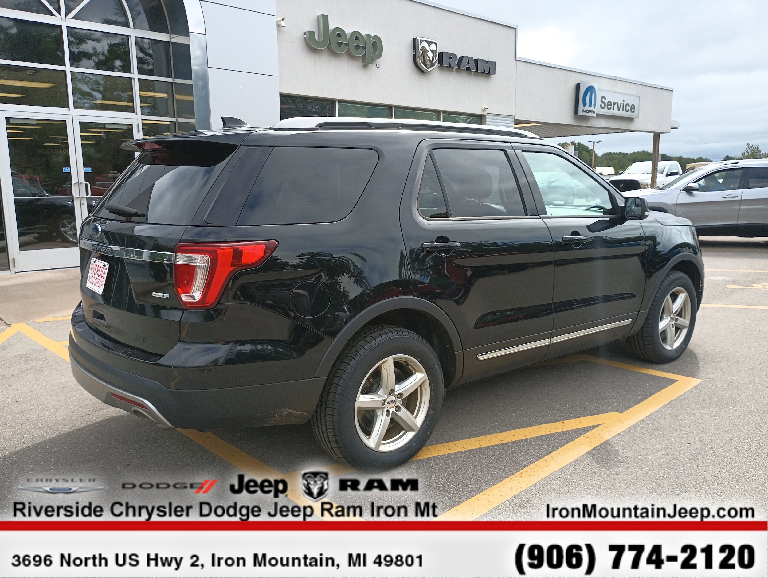 2016 Ford Explorer XLT - Photo 9