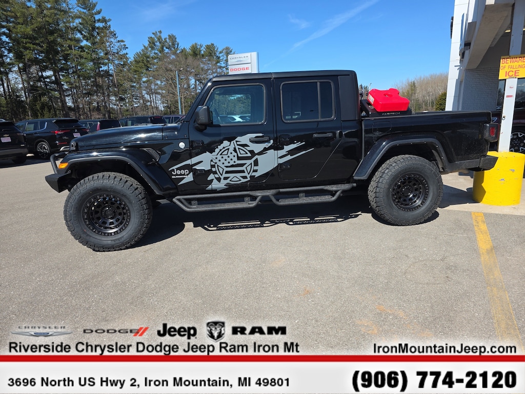 Certified 2023 Jeep Gladiator Overland Truck Crew Cab