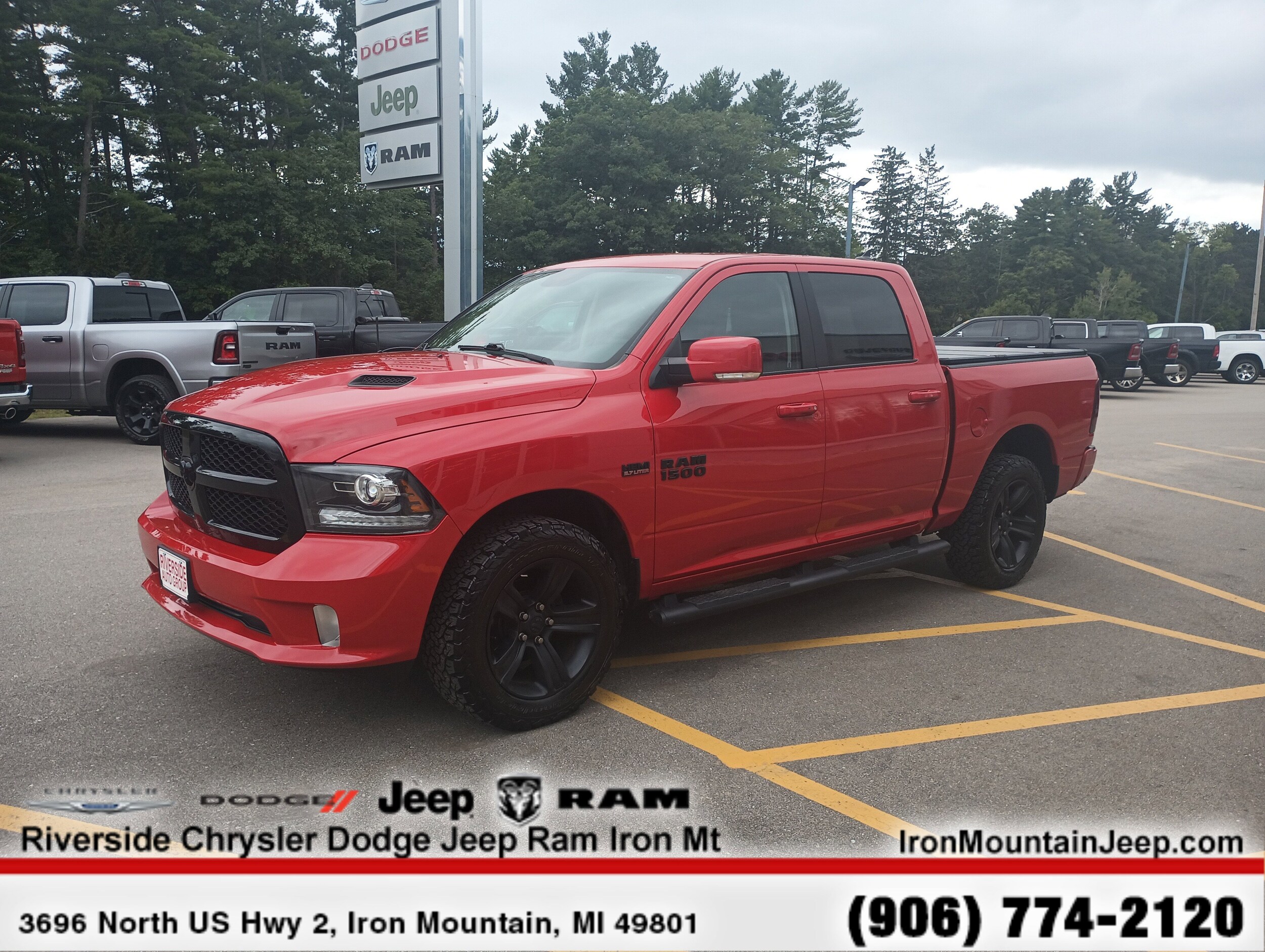 2017 Ram 1500 Sport photo 3