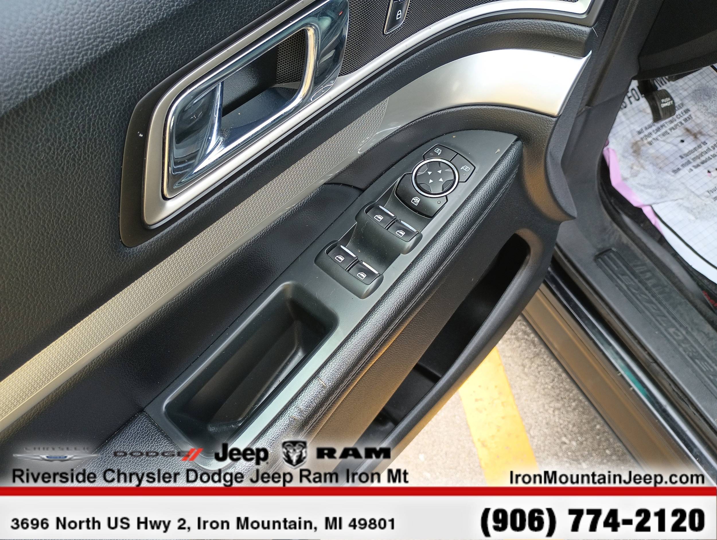 2016 Ford Explorer XLT - Photo 23