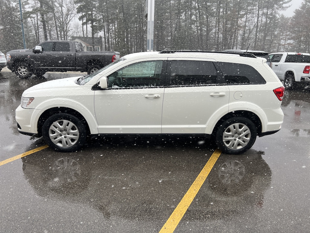 Used 2019 Dodge Journey SE SUV