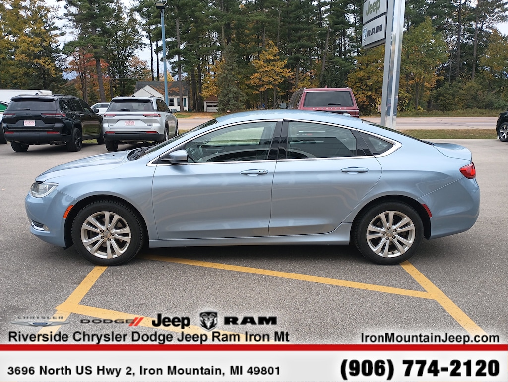 Used 2015 Chrysler 200 Limited Sedan