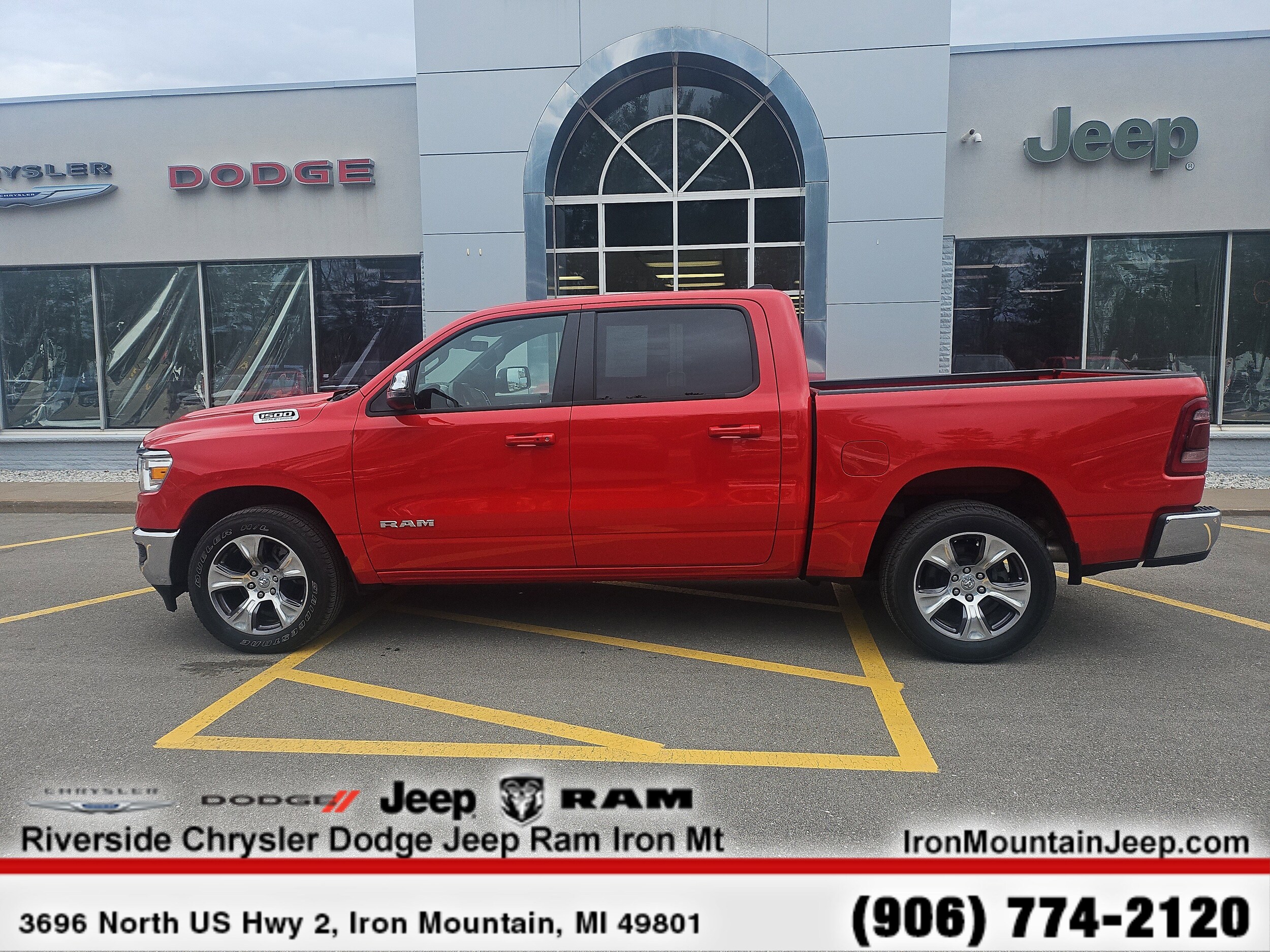 2024 Ram 1500 Laramie photo 3