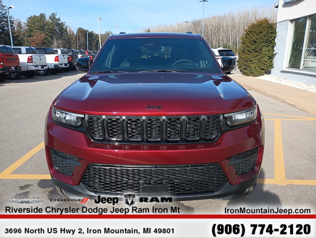 New 2025 Jeep Grand Cherokee Altitude X Sport Utility