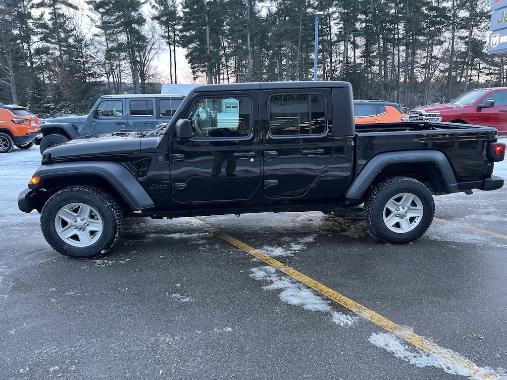 Used 2023 Jeep Gladiator Sport S Sport S 4x4