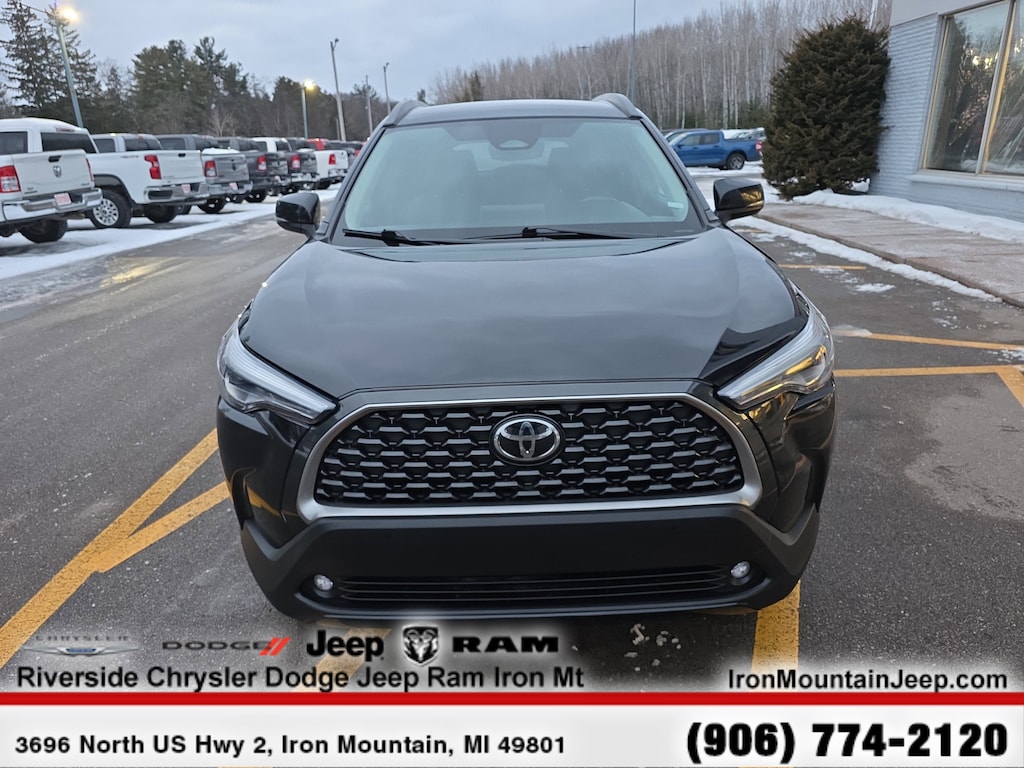 Certified 2024 Toyota Corolla Cross XLE XLE 2WD