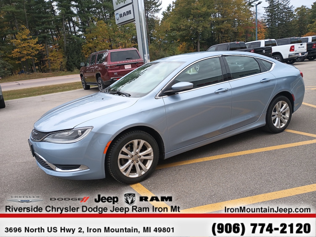 Used 2015 Chrysler 200 Limited Sedan