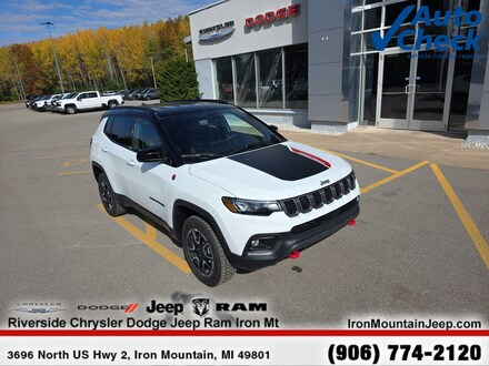 2026 Jeep Compass Trailhawk Sport Utility