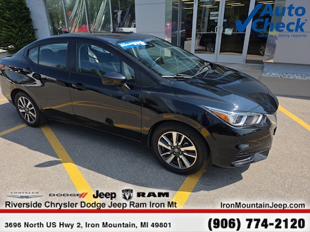 2022 Nissan Versa SV SV CVT