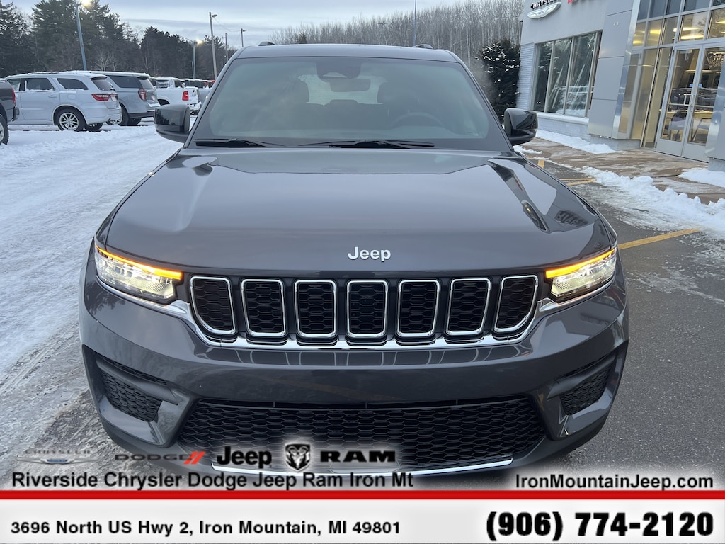 New 2025 Jeep Grand Cherokee Laredo X Sport Utility