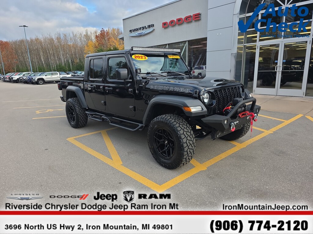 Used 2023 Jeep Gladiator Sport S Sport S 4x4
