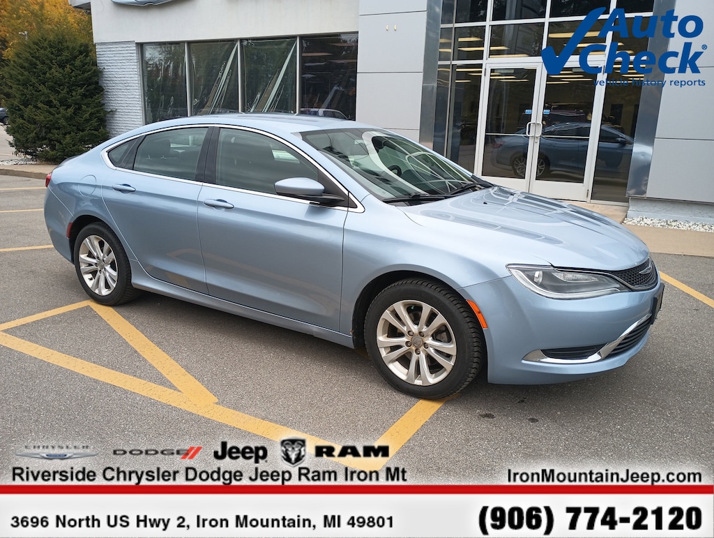 Used 2015 Chrysler 200 Limited Sedan