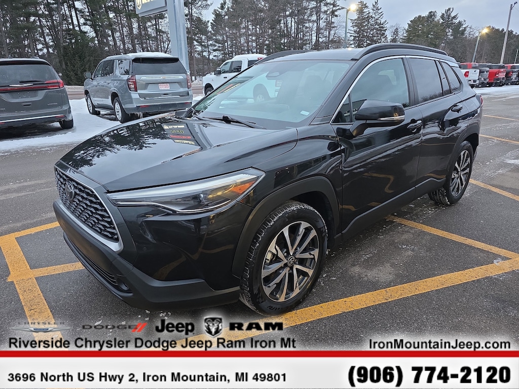 Certified 2024 Toyota Corolla Cross XLE XLE 2WD