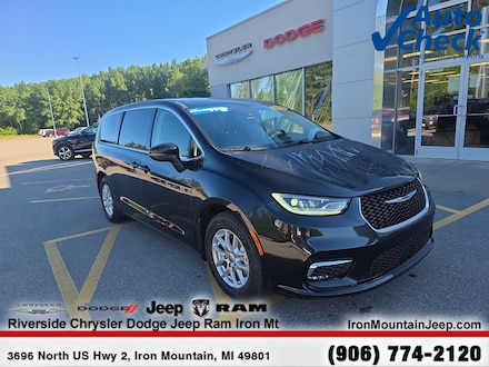 2023 Chrysler Pacifica Touring L Touring L FWD