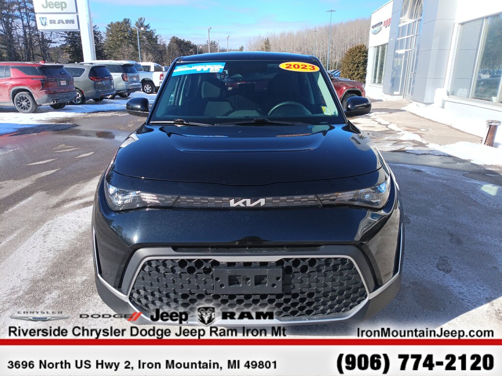 Certified 2023 Kia Soul LX LX IVT