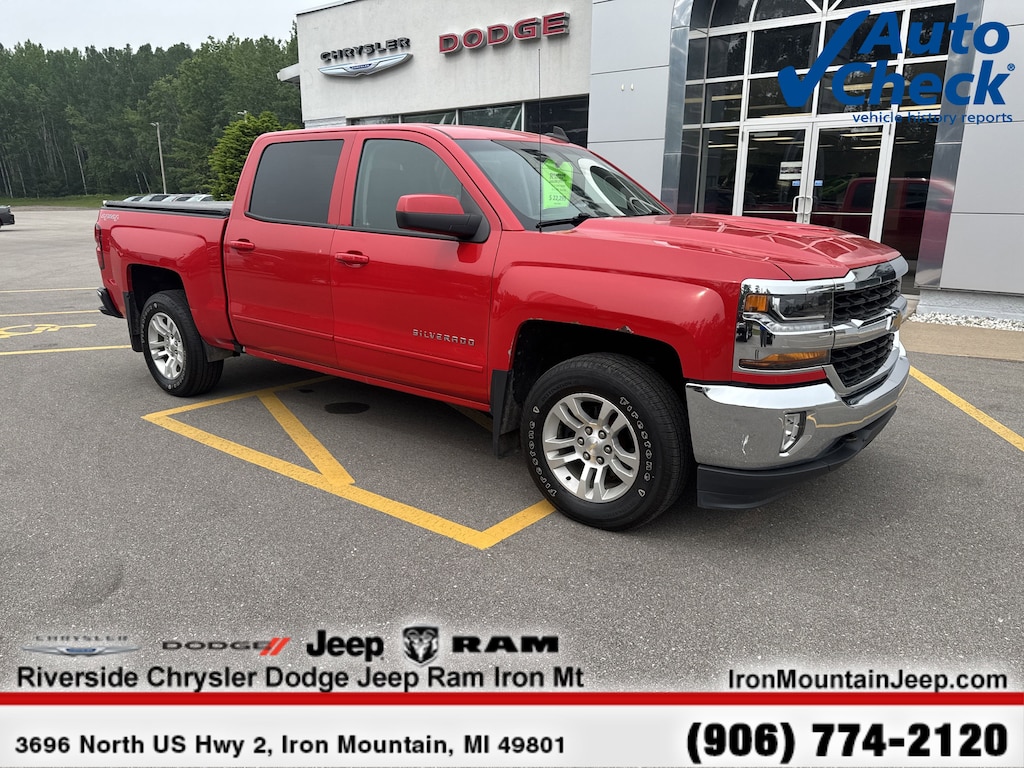 Used 2017 Chevrolet Silverado 1500 LT 4WD Crew Cab 143.5 LT w/1LT