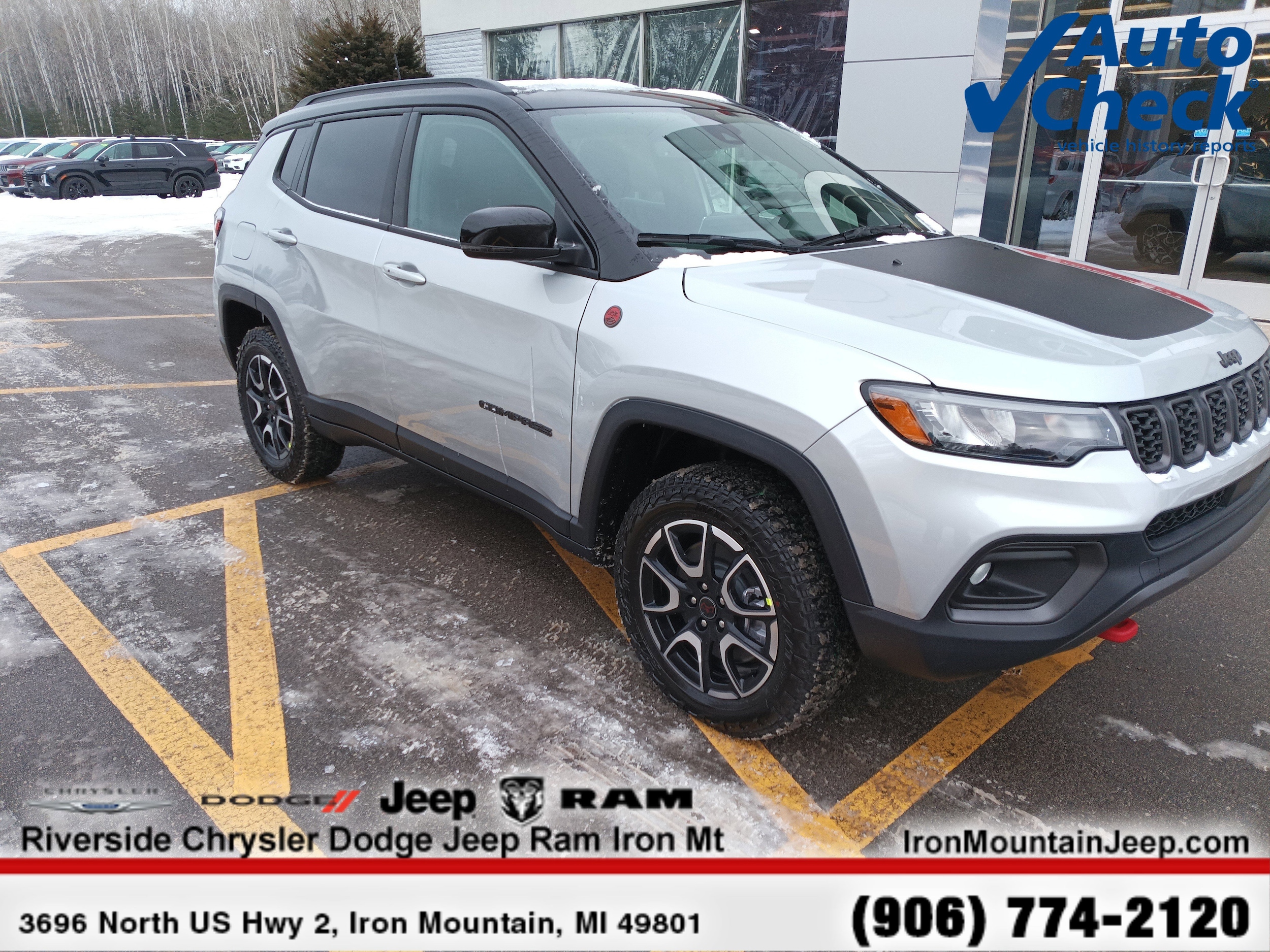 2026 Jeep Compass Trailhawk's photo