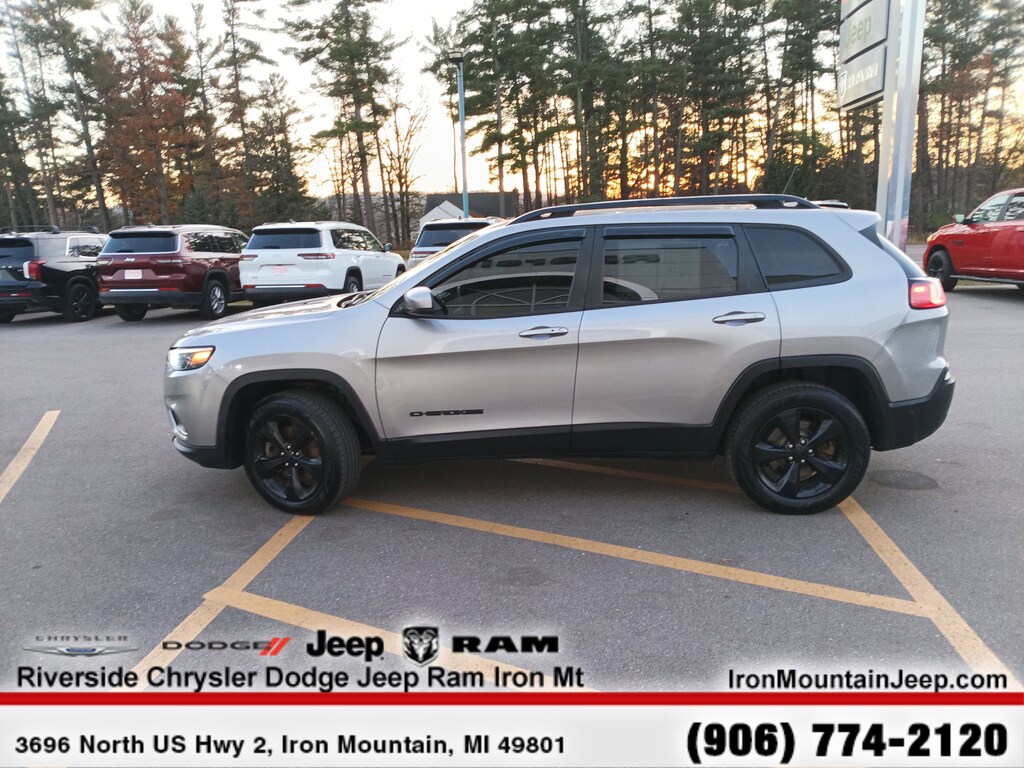 Used 2019 Jeep Cherokee Altitude Altitude 4x4