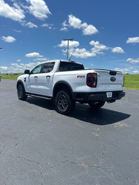 2024 Ford Ranger XLT photo 3