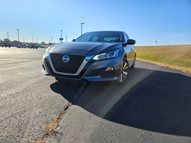 Used 2022 Nissan Altima SV with VIN 1N4BL4DV8NN322124 for sale in Poteau, OK