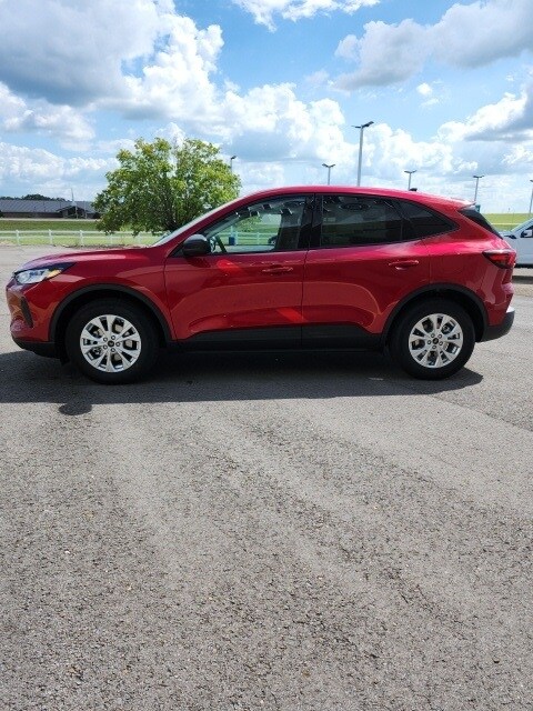 2025 Ford Escape Active photo 2