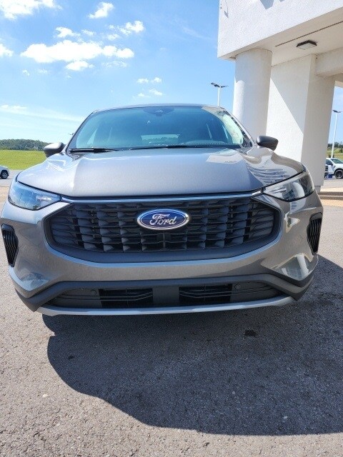 2025 Ford Escape Active photo 2
