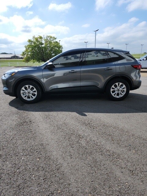 2025 Ford Escape Active photo 2