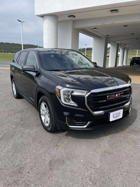 2024 Gmc Terrain SLE photo 2