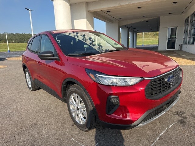 2025 Ford Escape Active photo 2