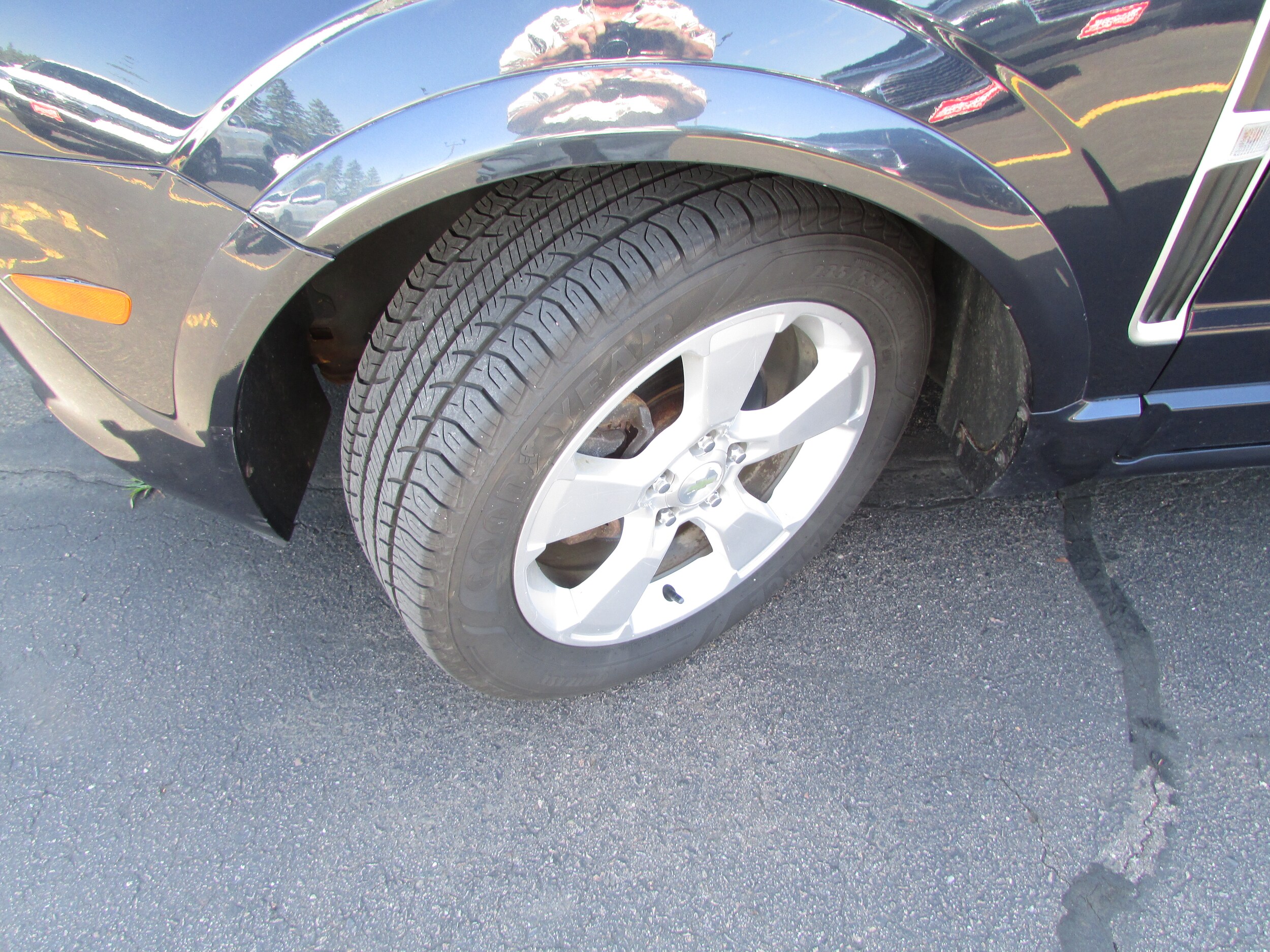 2015 Chevrolet Captiva Sport LT photo 2