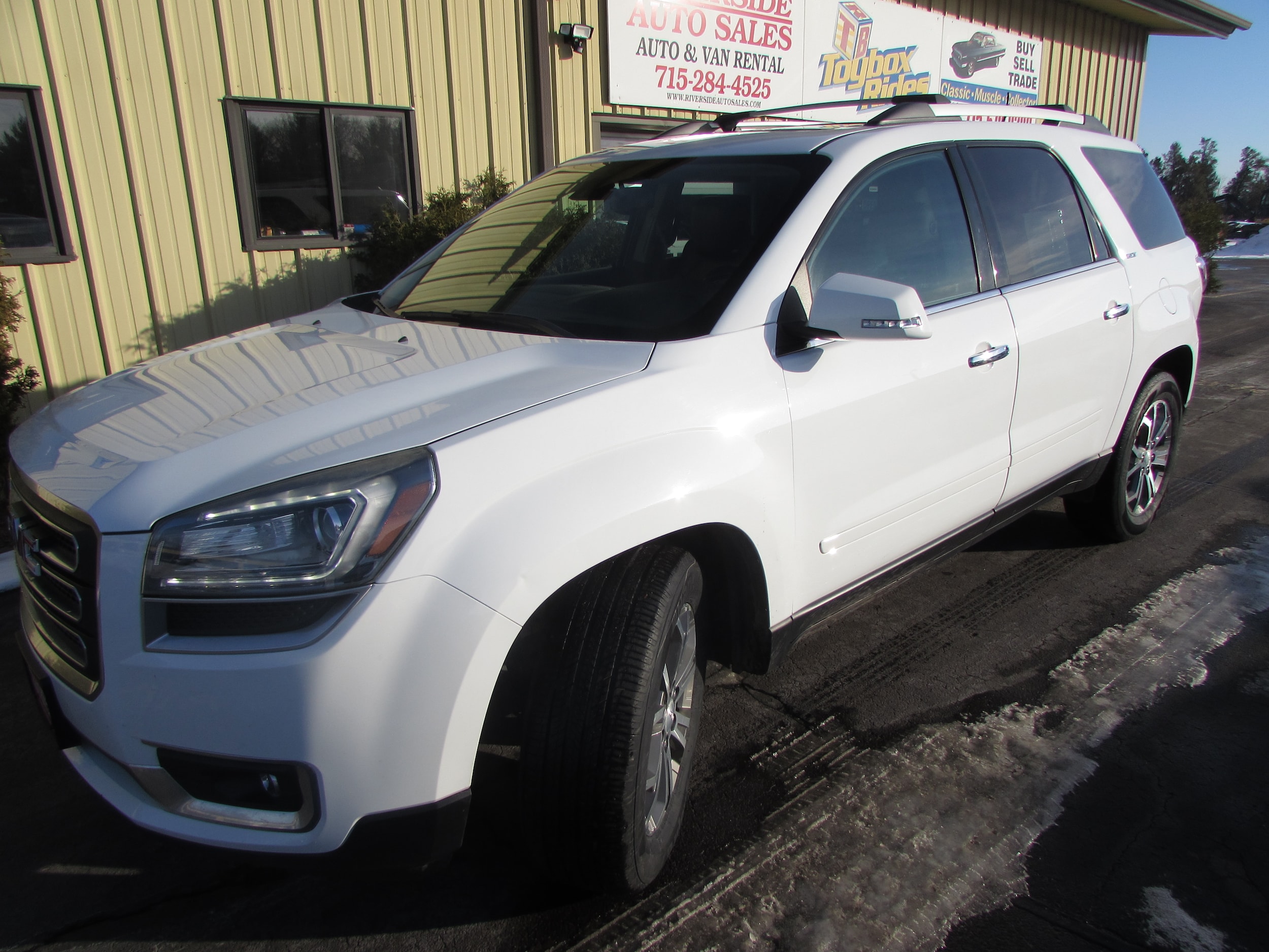 2016 GMC Acadia AWD SLT-1's photo