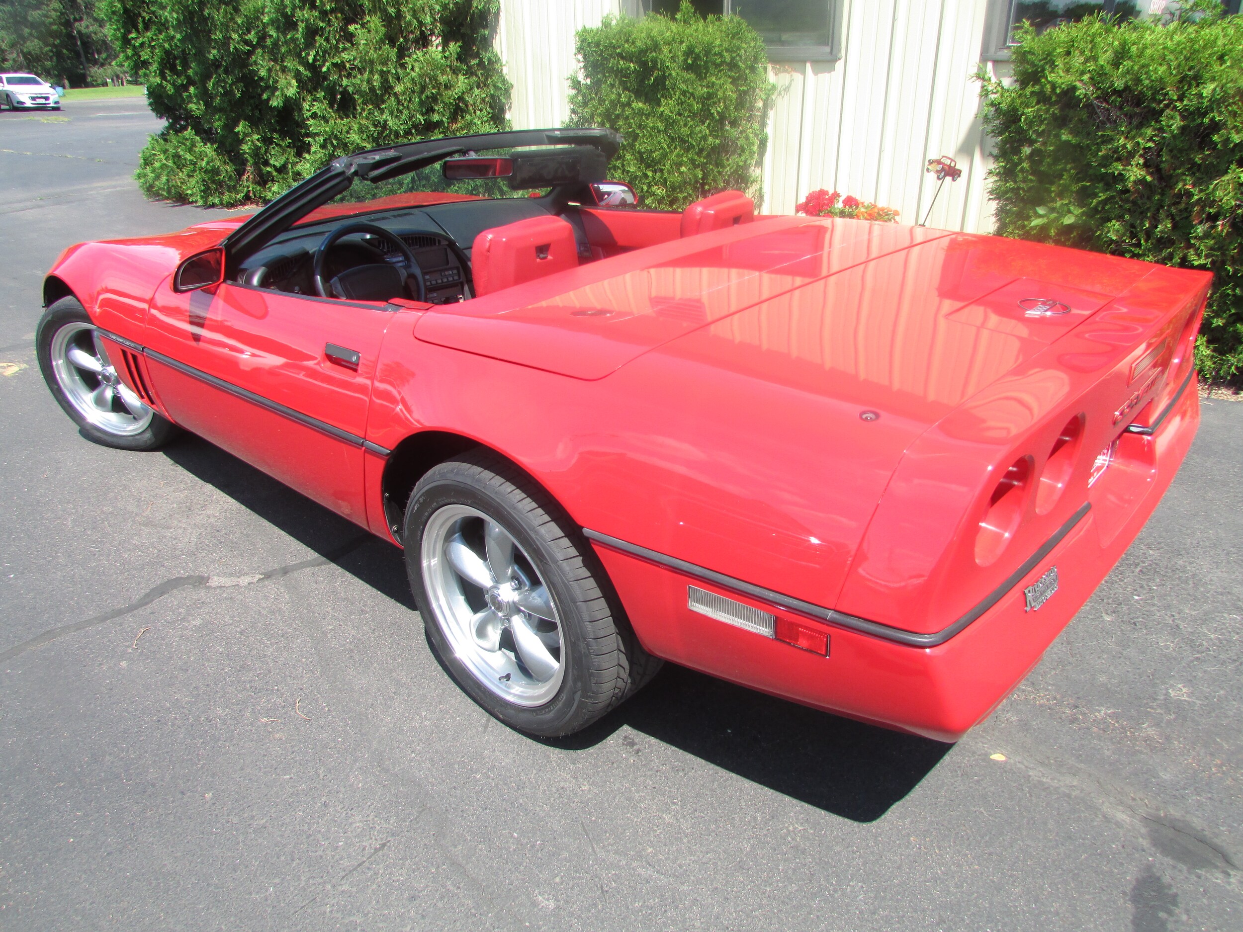 1990 Chevrolet Corvette Convertible photo 3