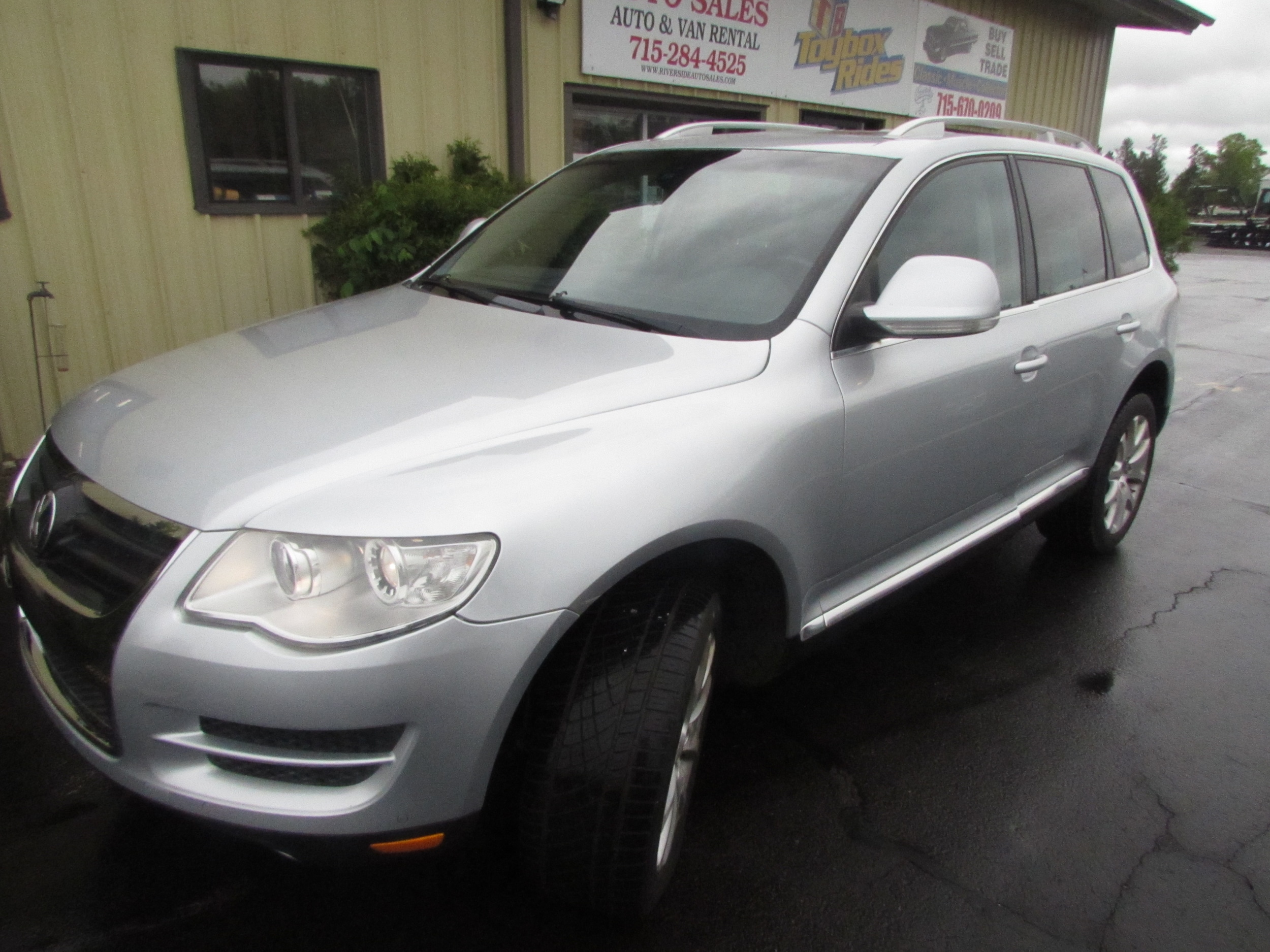 2010 Volkswagen Touareg TDI's photo