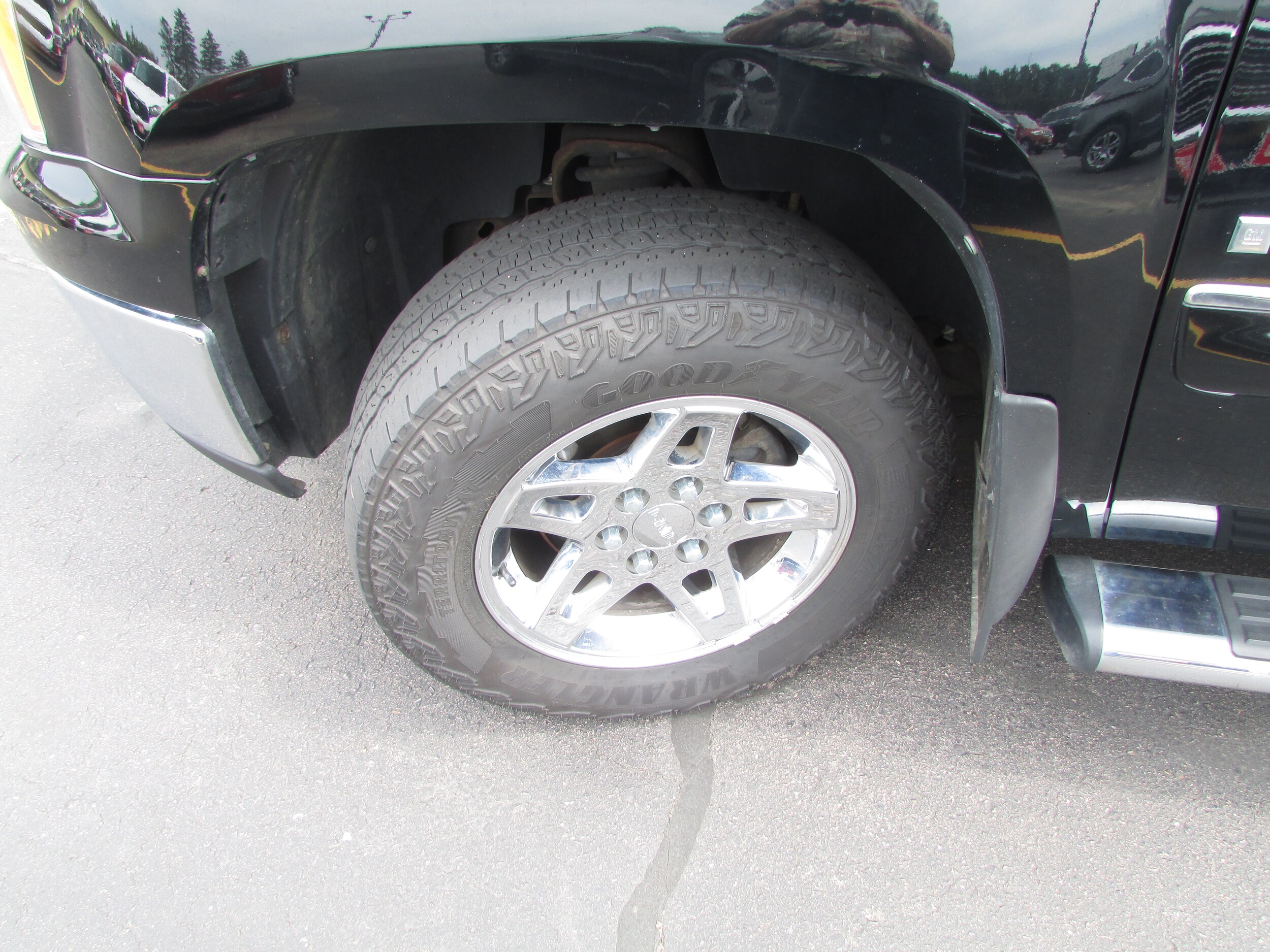 2009 Gmc Sierra 1500 SLE photo 2