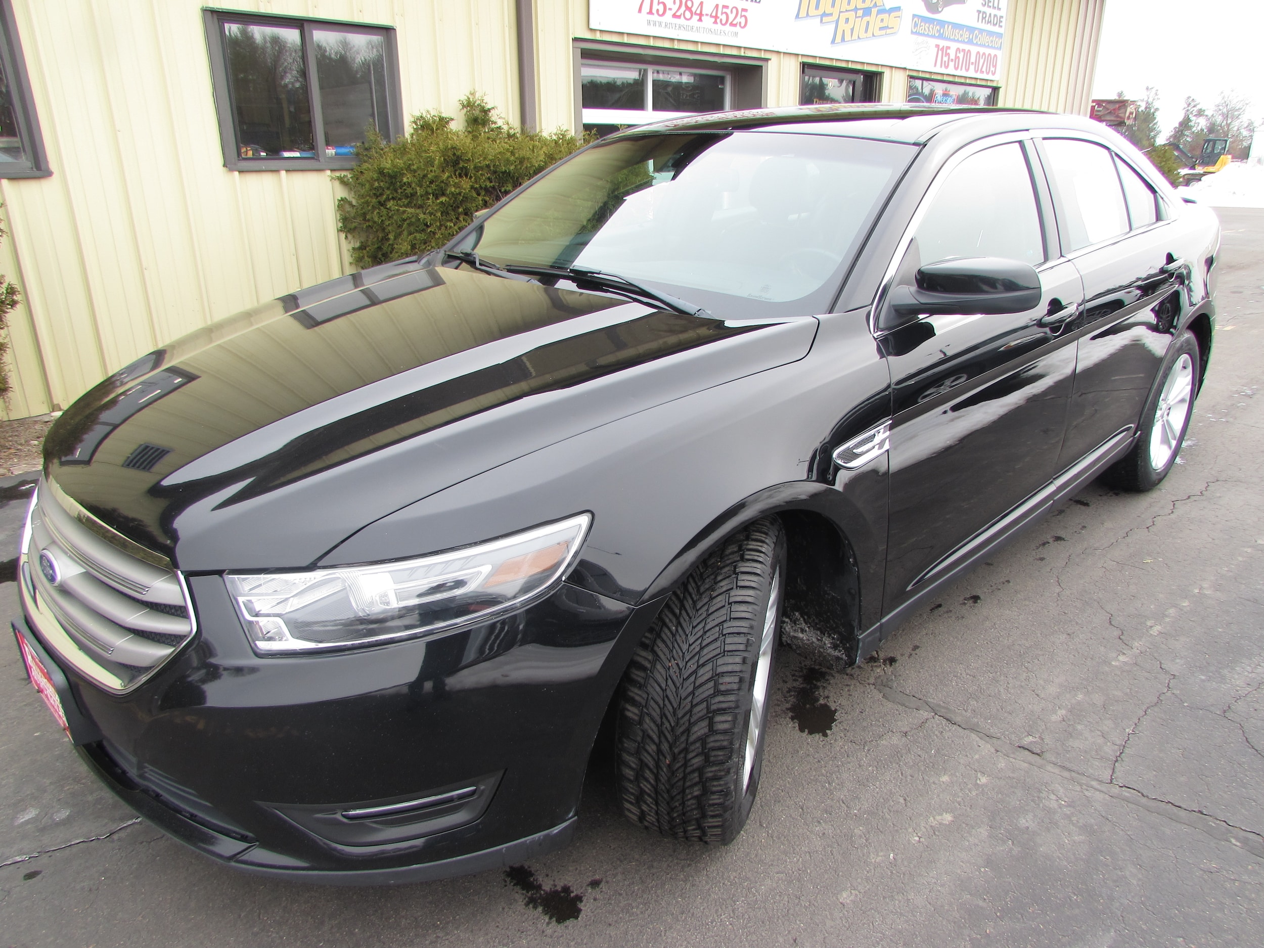 2016 Ford Taurus SEL