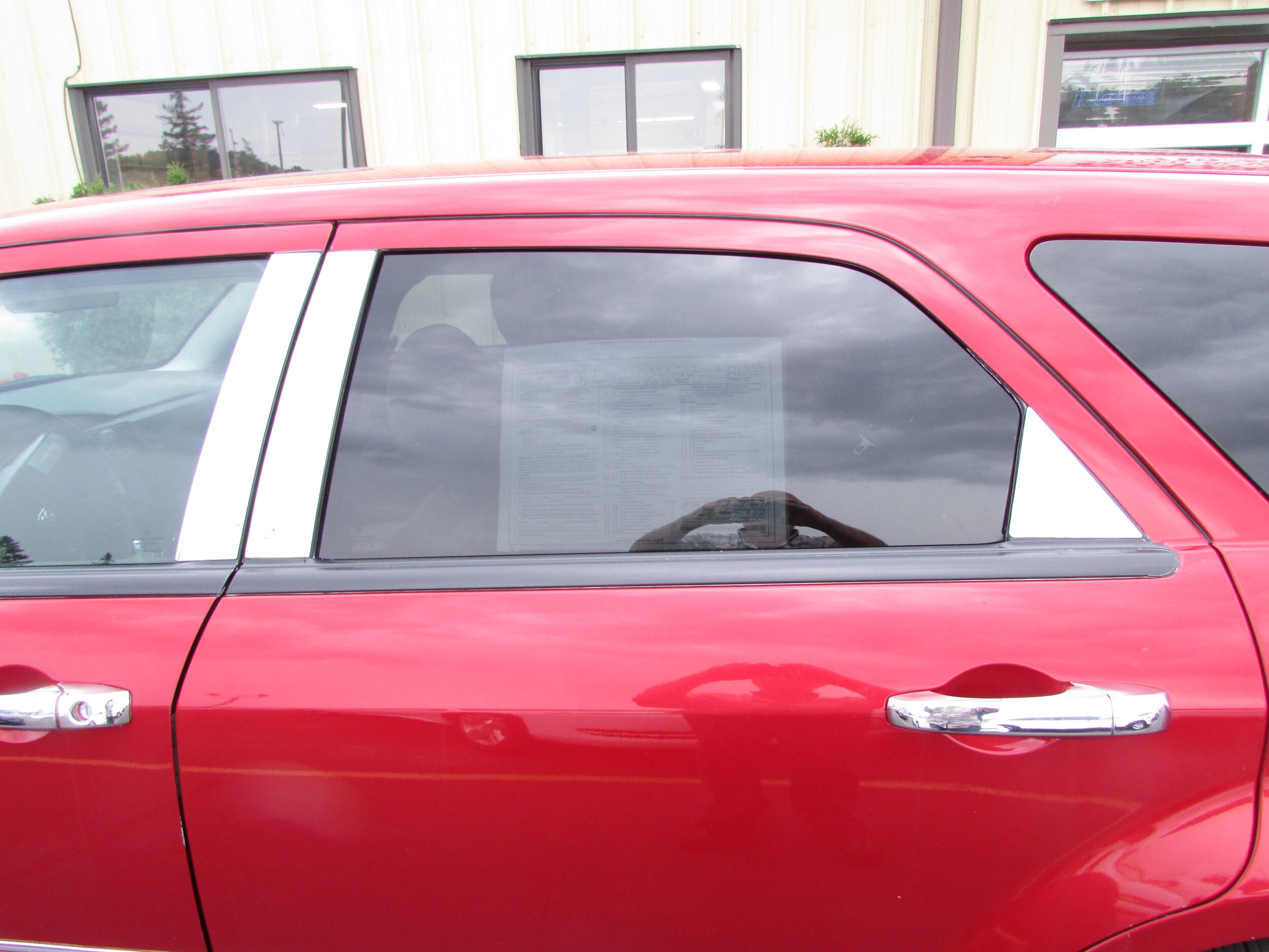 2005 Dodge Magnum RT photo 4