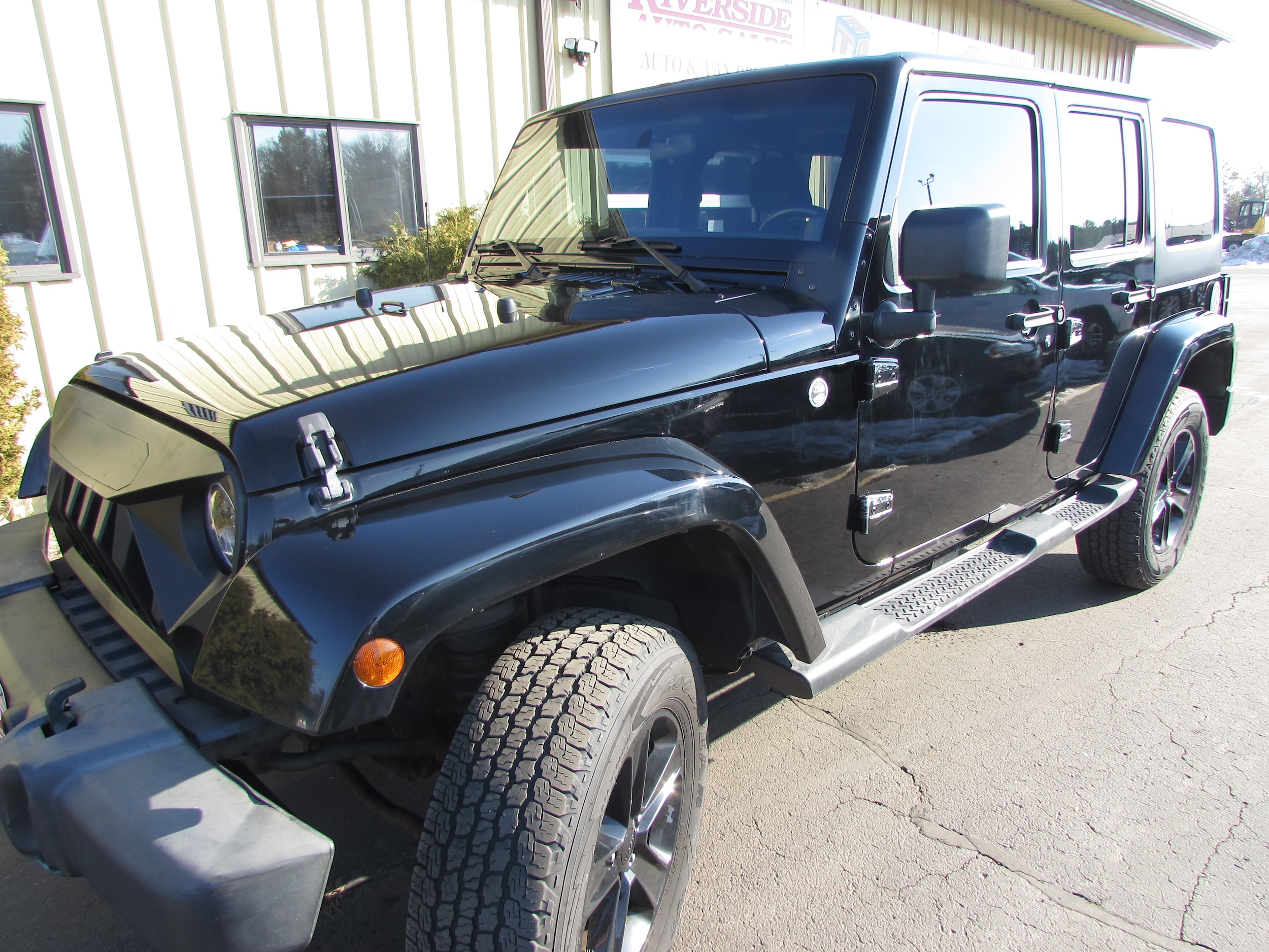 2012 Jeep Wrangler Unlimited Sahara