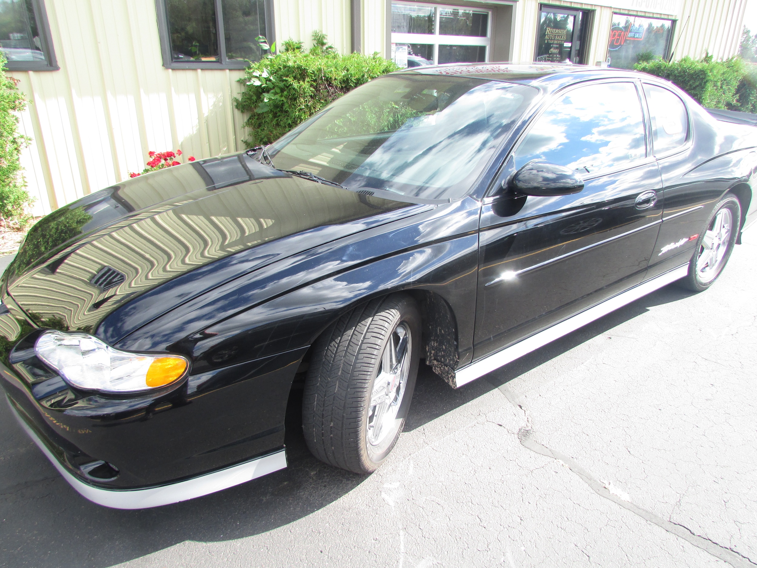 2004 Chevrolet Monte Carlo