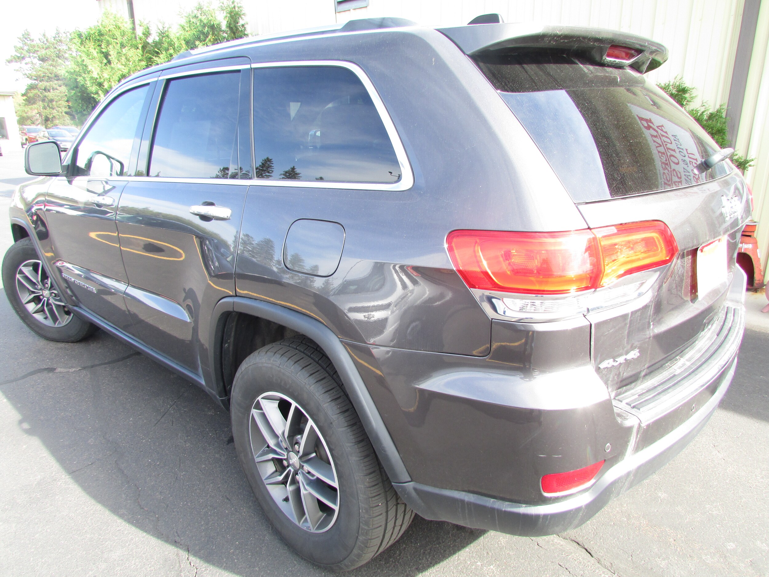 2018 Jeep Grand Cherokee Limited photo 3