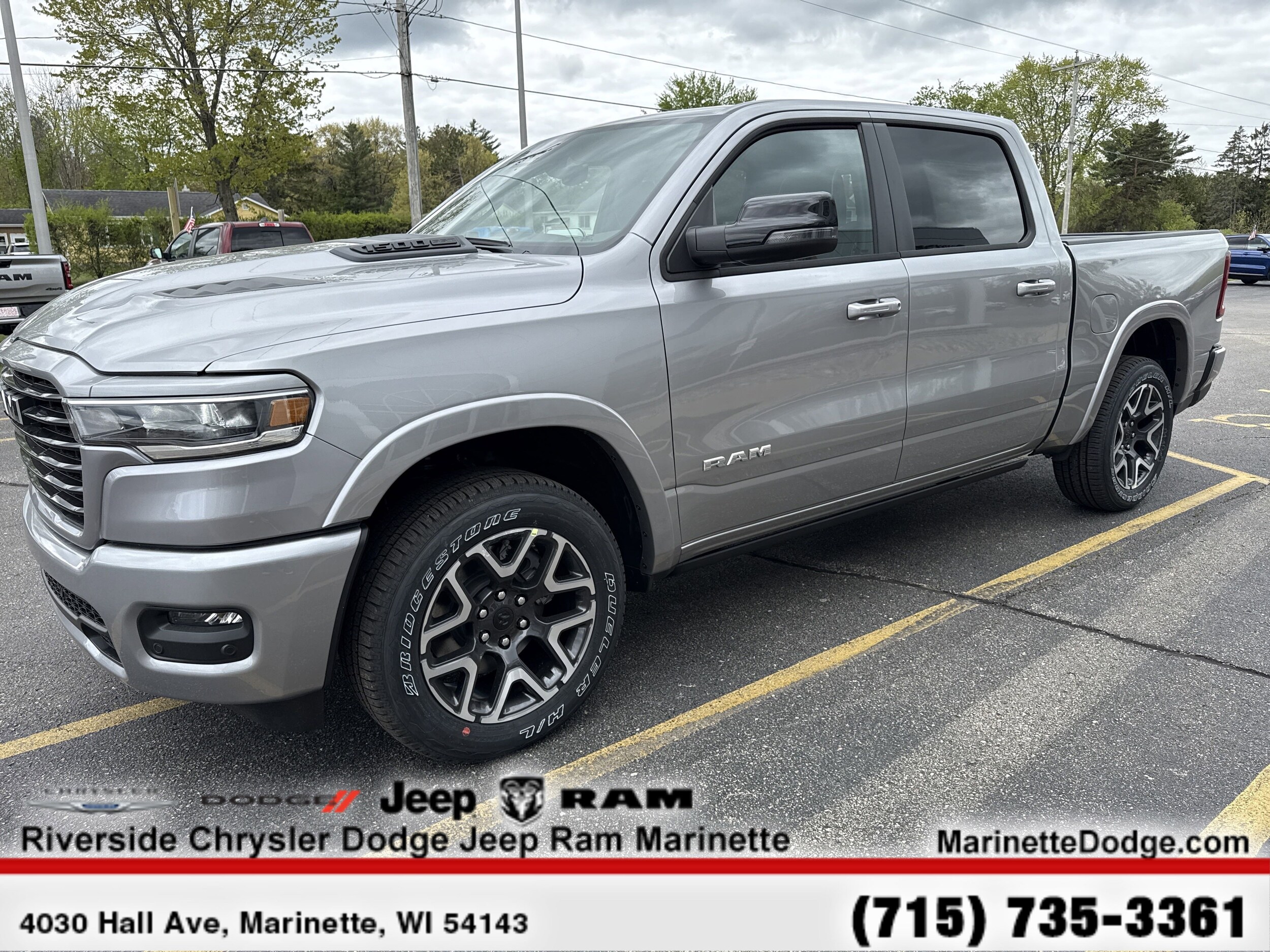 2025 Ram 1500 Laramie photo 3
