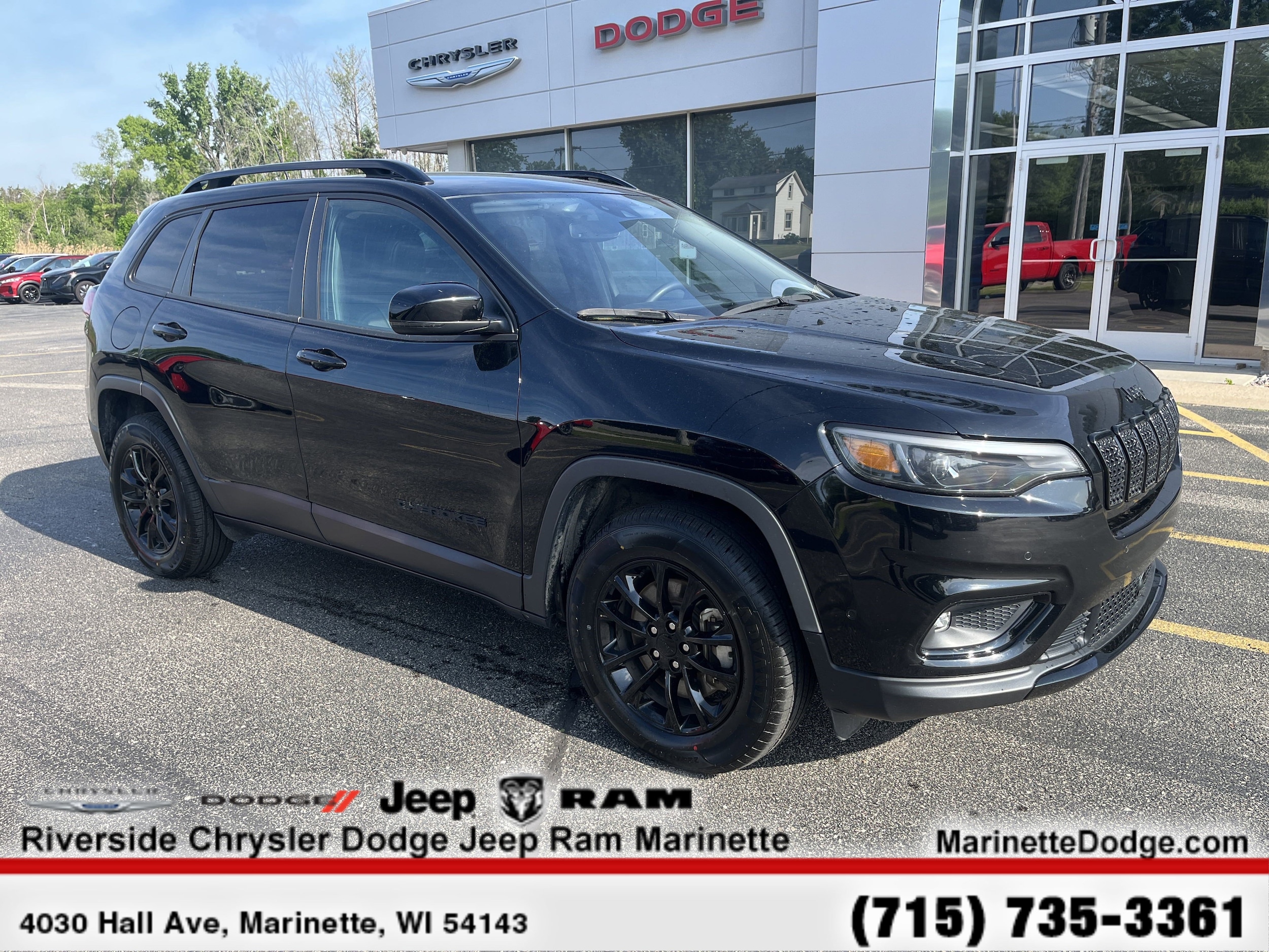 Used 2023 Jeep Cherokee Altitude Lux with VIN 1C4PJMMB7PD114613 for sale in Marinette, WI
