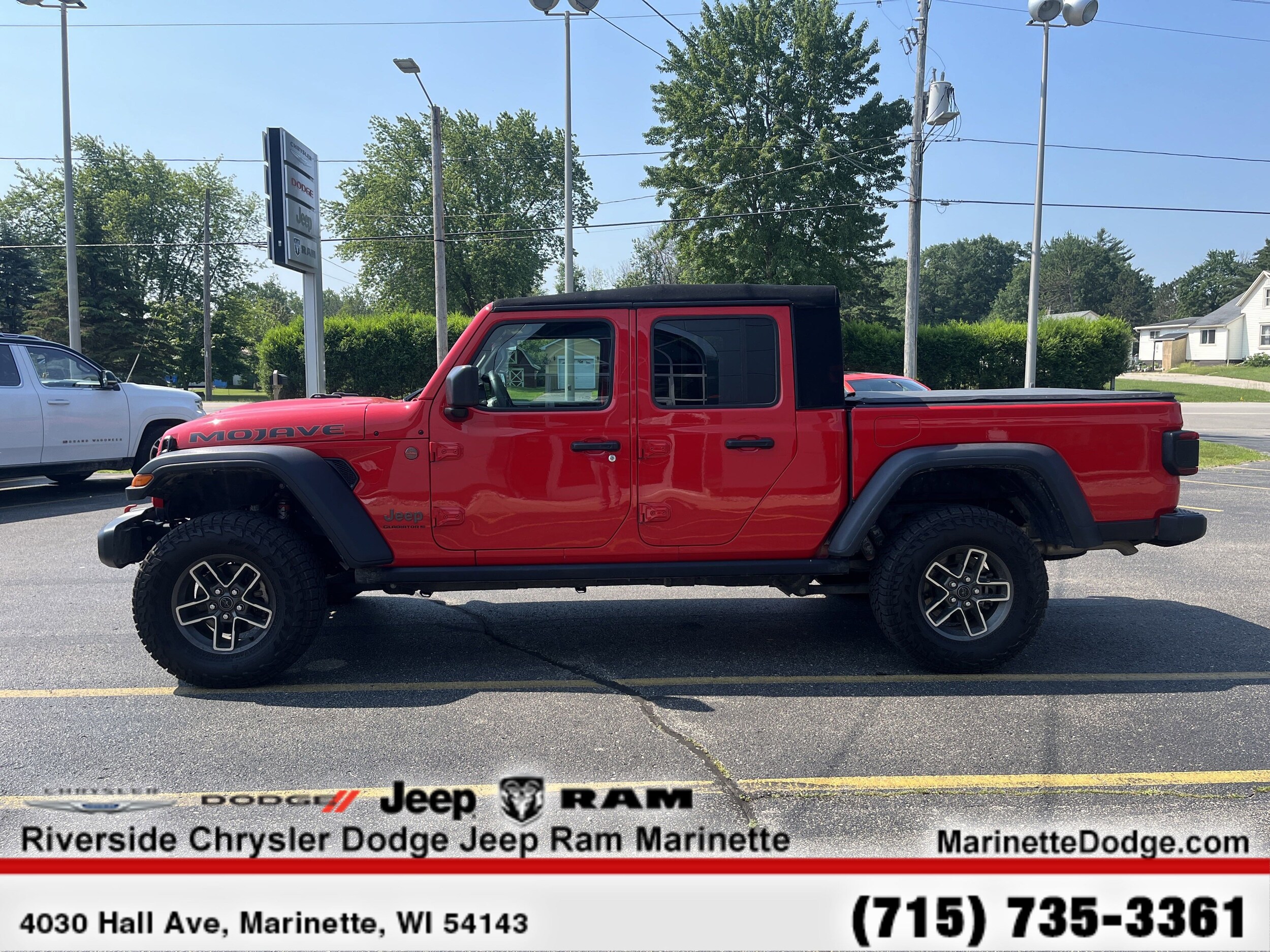 2024 Jeep Gladiator Mojave photo 4