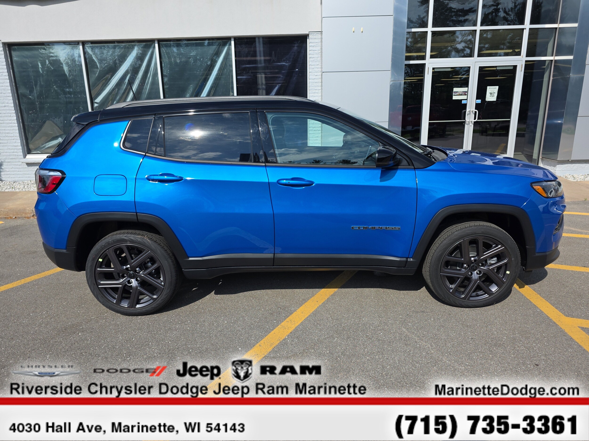 2025 Jeep Compass Sport photo 3